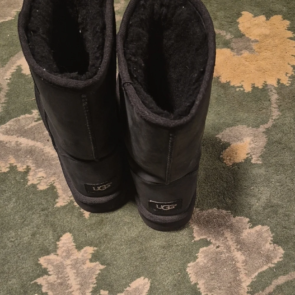 UGG Classic Short Black Suede Winter Boots